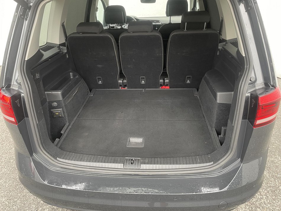 Volkswagen Touran 1.6 TDi 