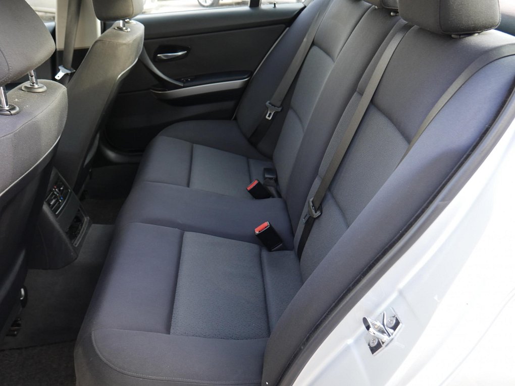 BMW Řada 3 2.0i  318i