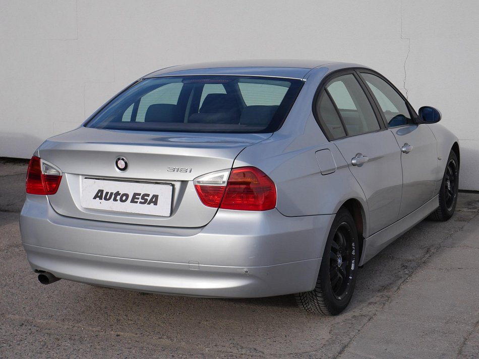 BMW Řada 3 2.0i  318i