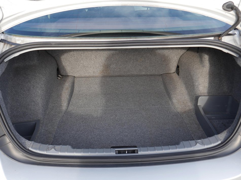 BMW Řada 3 2.0i  318i