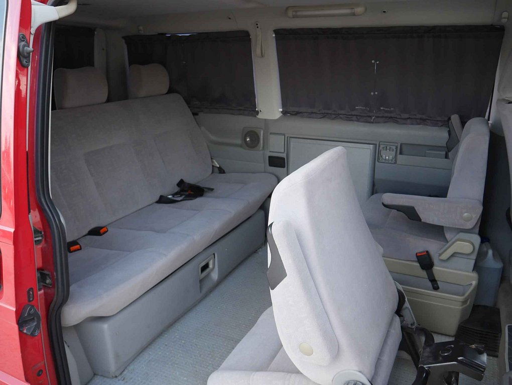 Volkswagen Multivan 2.5TDi 