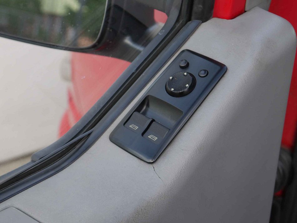 Volkswagen Multivan 2.5TDi 