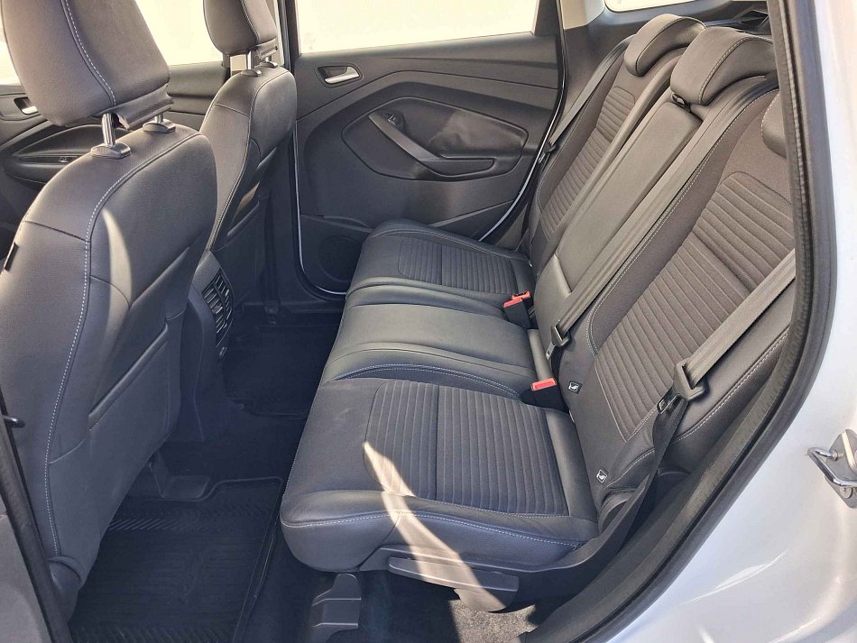 Ford Kuga 1.5 EB Titanium
