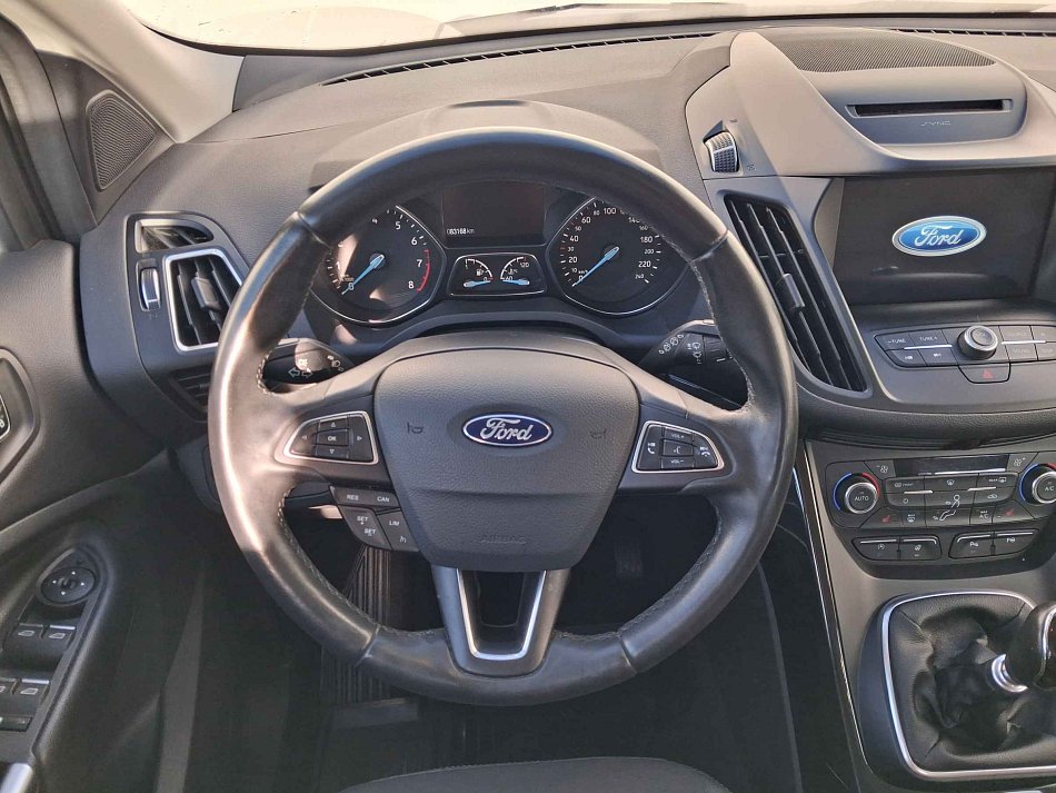 Ford Kuga 1.5 EB Titanium