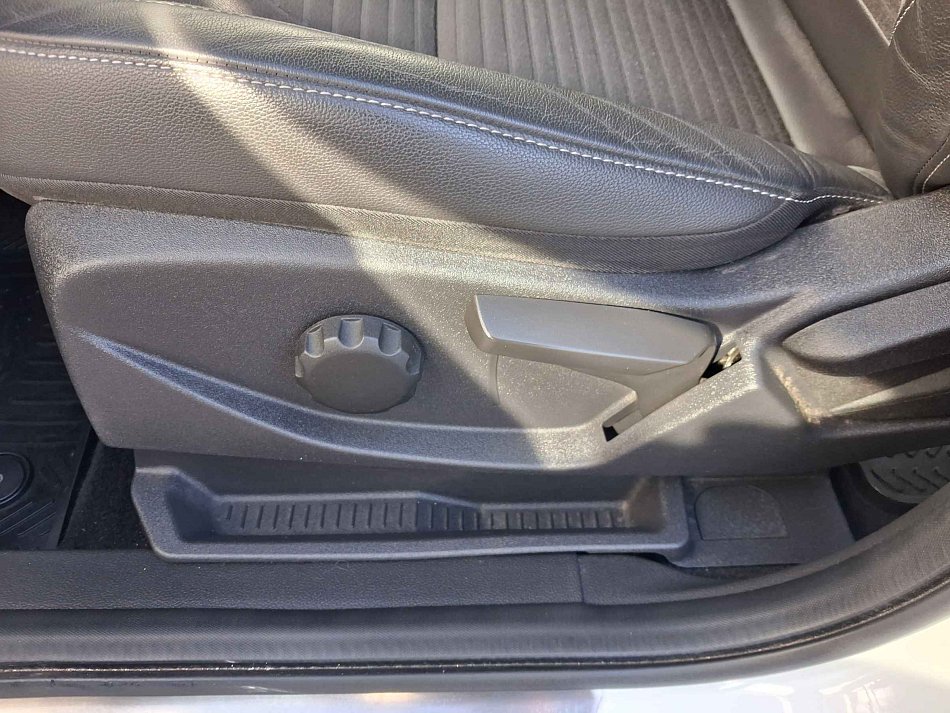 Ford Kuga 1.5 EB Titanium