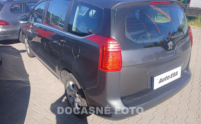 Peugeot 5008 1.6HDI 
