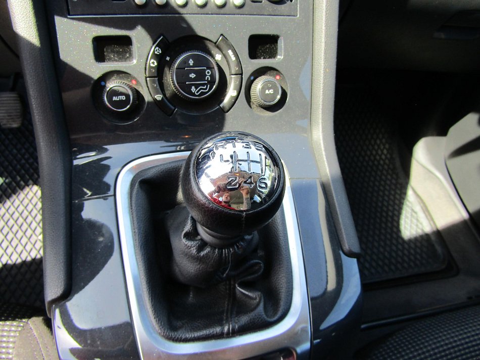 Peugeot 5008 1.6HDI 