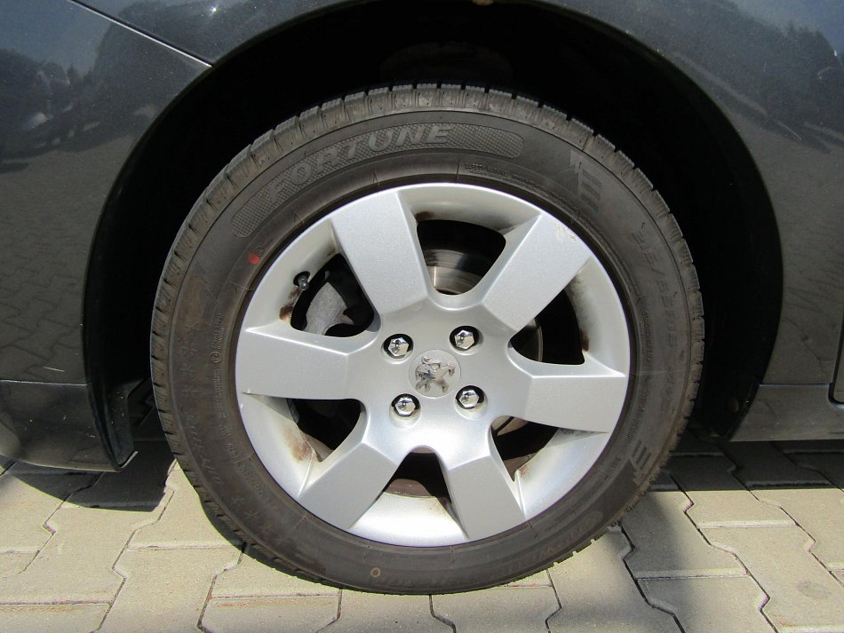 Peugeot 5008 1.6HDI 