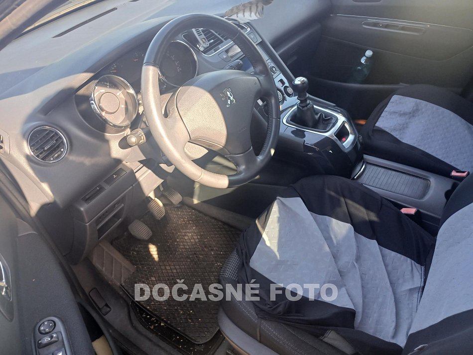 Peugeot 5008 1.6HDI 