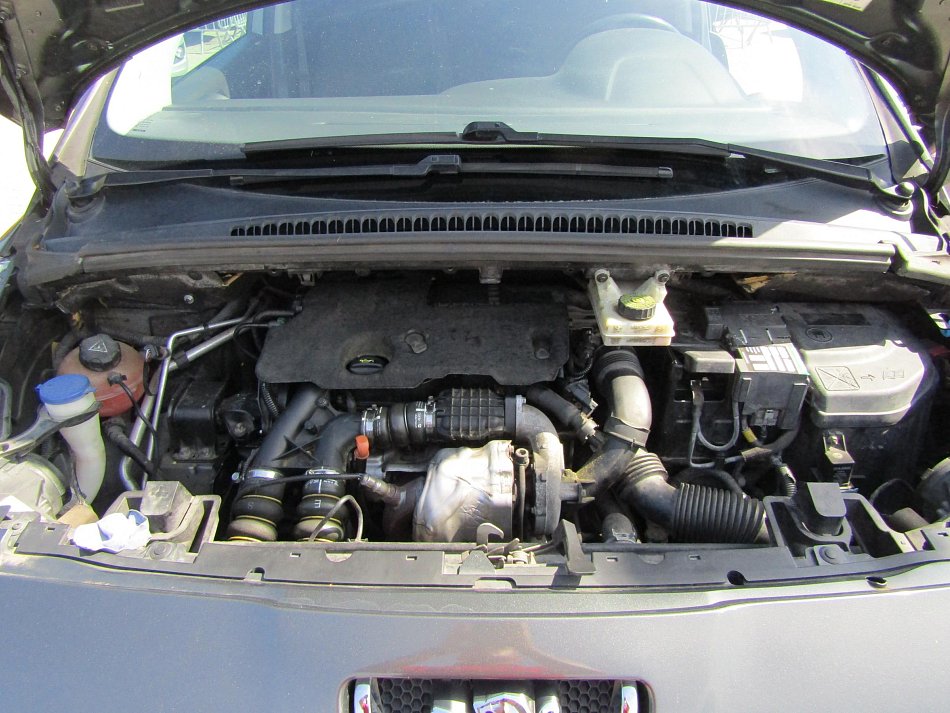 Peugeot 5008 1.6HDI 