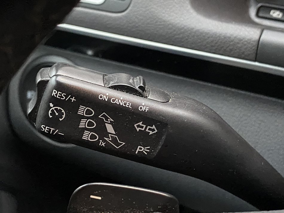 Volkswagen Touran 2.0 TDi Highline