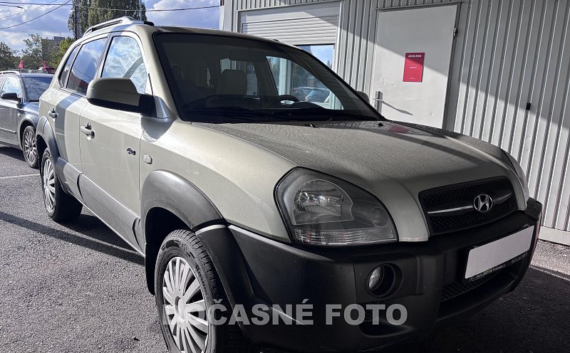 Hyundai Tucson 2.0 i 