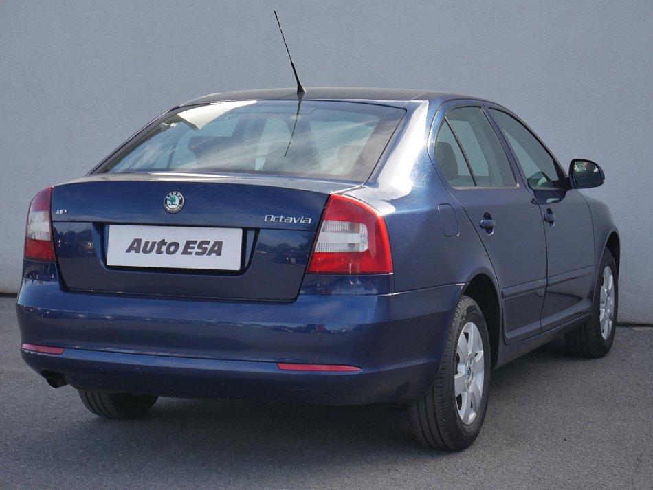 Škoda Octavia II 1.6MPi Elegance