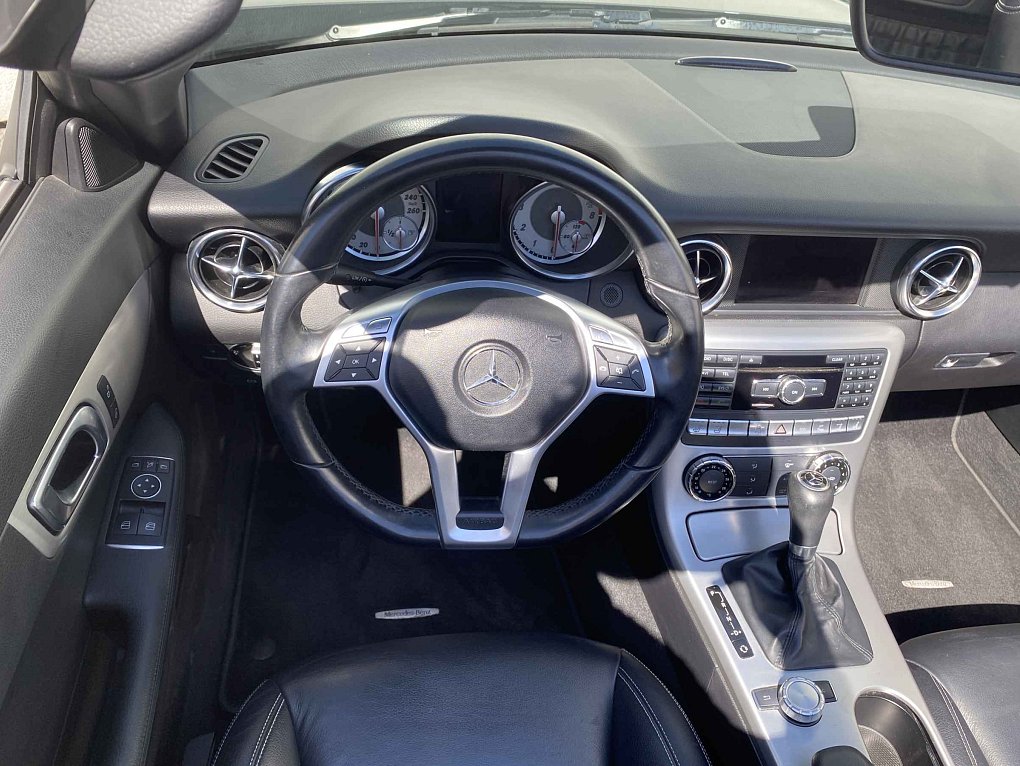 Mercedes-Benz SLK 1.8  SLK200