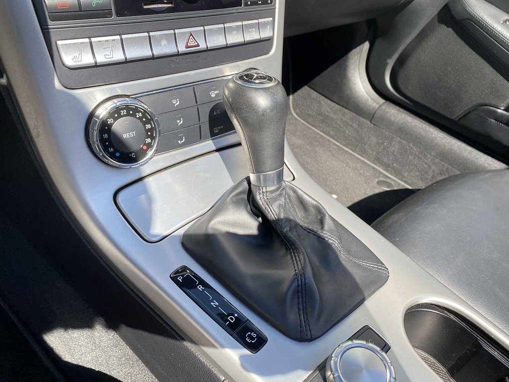 Mercedes-Benz SLK 1.8  SLK200