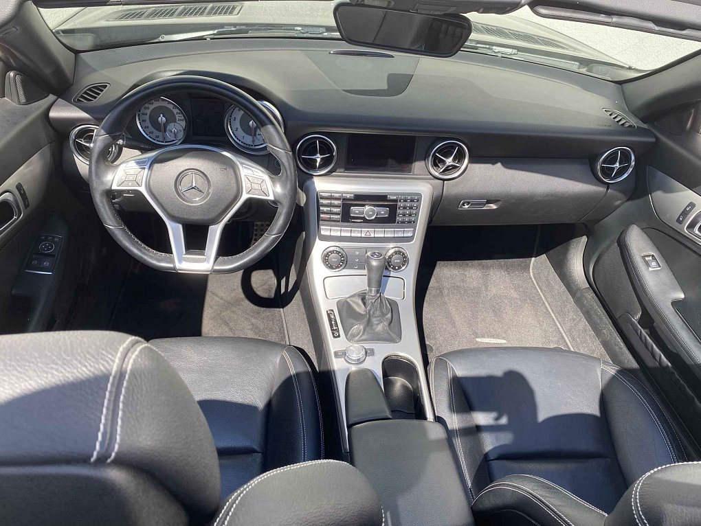 Mercedes-Benz SLK 1.8  SLK200