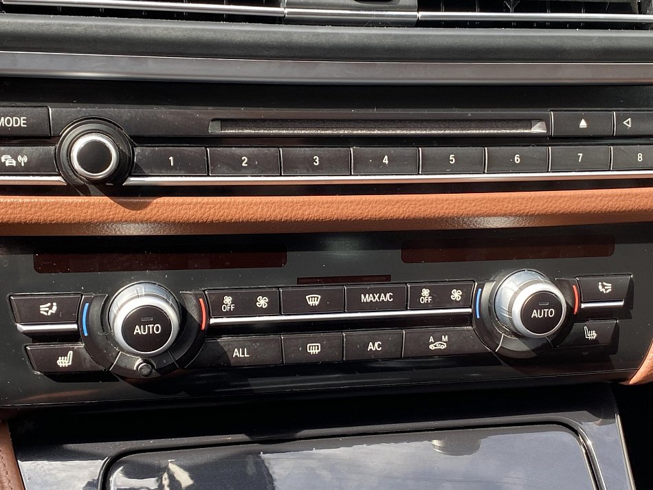 BMW Řada 5 2.0 D  520 d