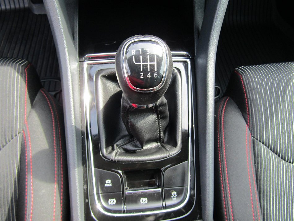 Škoda Karoq 1.5 TSi Style