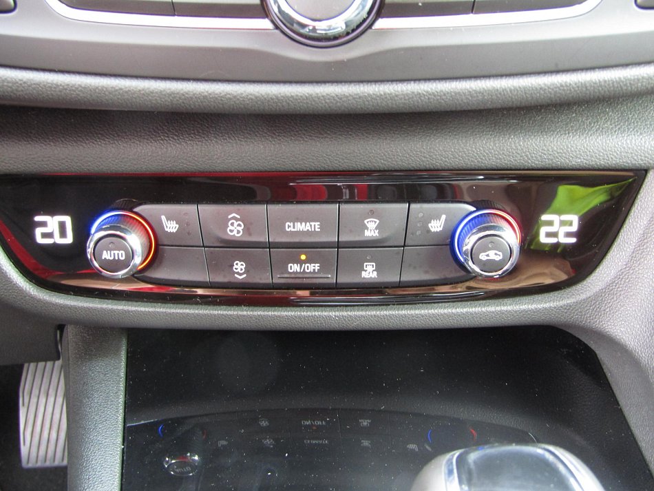 Opel Insignia 2.0 CDTi 