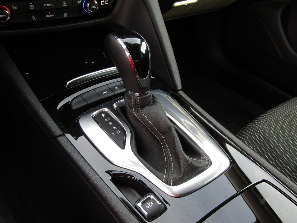 Opel Insignia 2.0 CDTi 