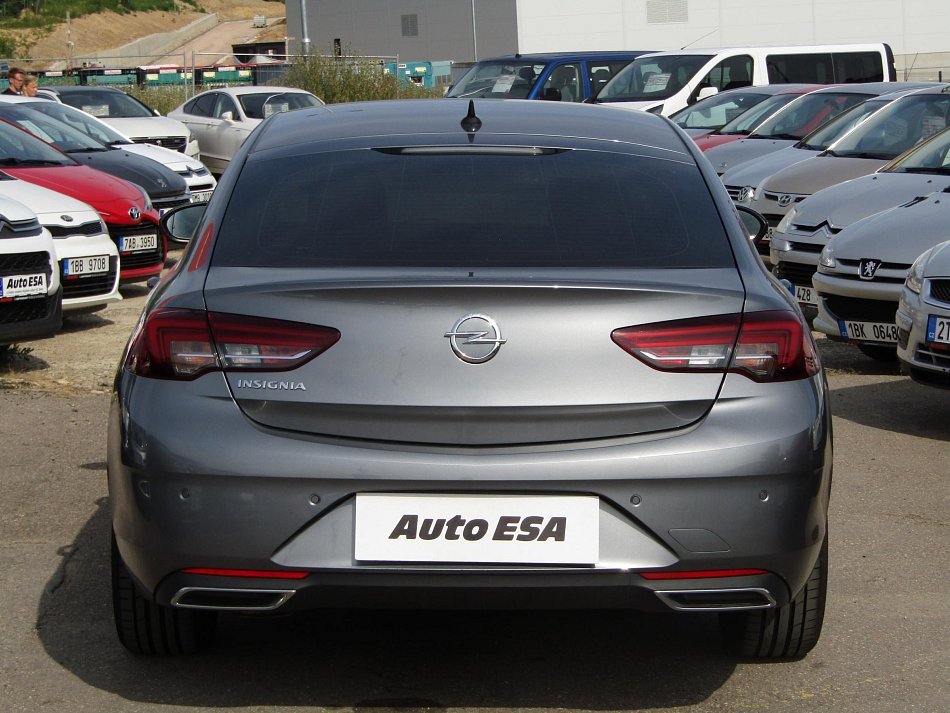 Opel Insignia 2.0 CDTi 