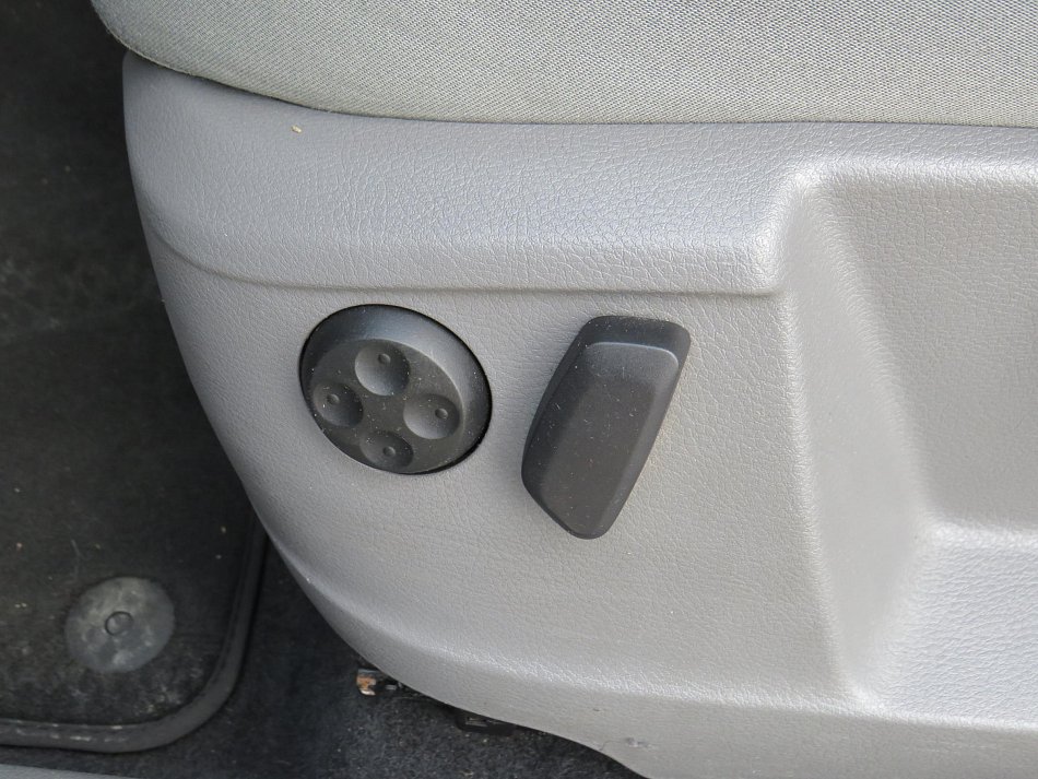 Seat Alhambra 2.0 TDi Style 7míst