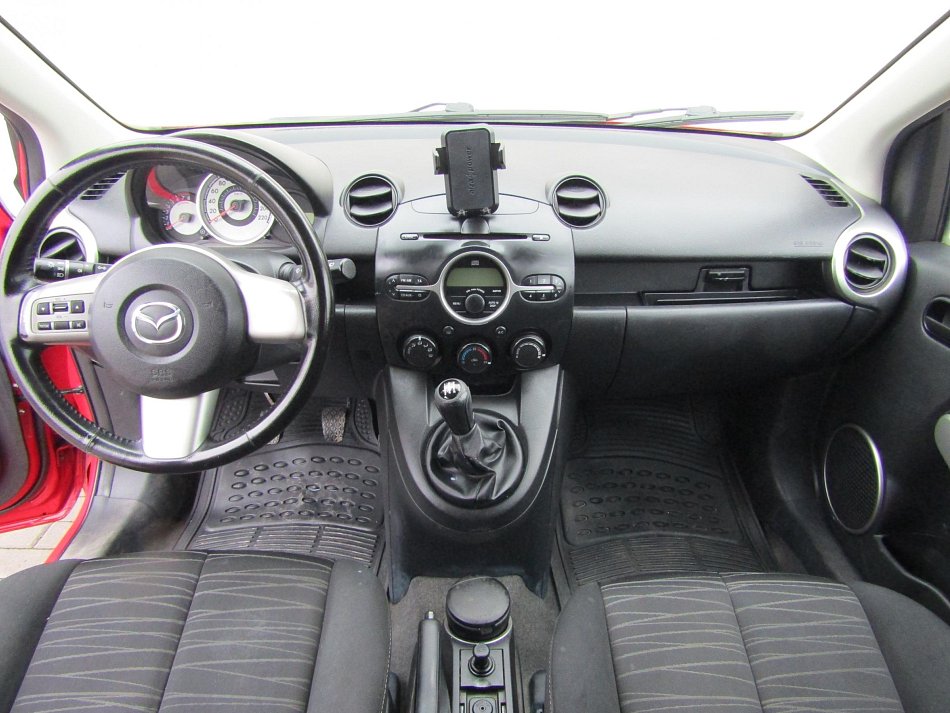Mazda 2 1.4i 