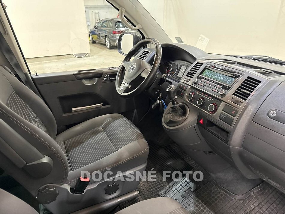 Volkswagen Multivan 2.0TDi 