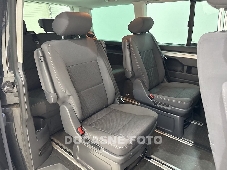 Volkswagen Multivan 2.0TDi 