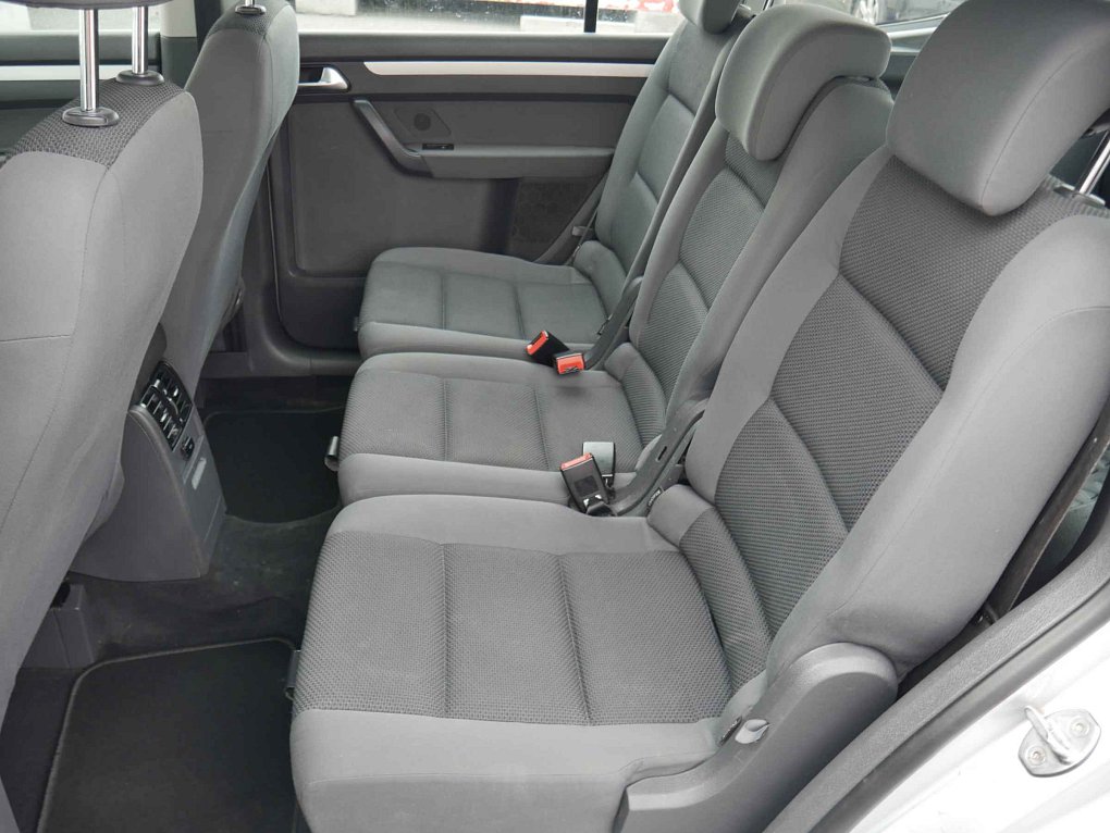 Volkswagen Touran 1.6TDi 