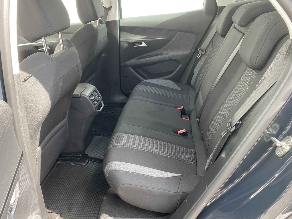 Peugeot 3008 1.2 PT Active
