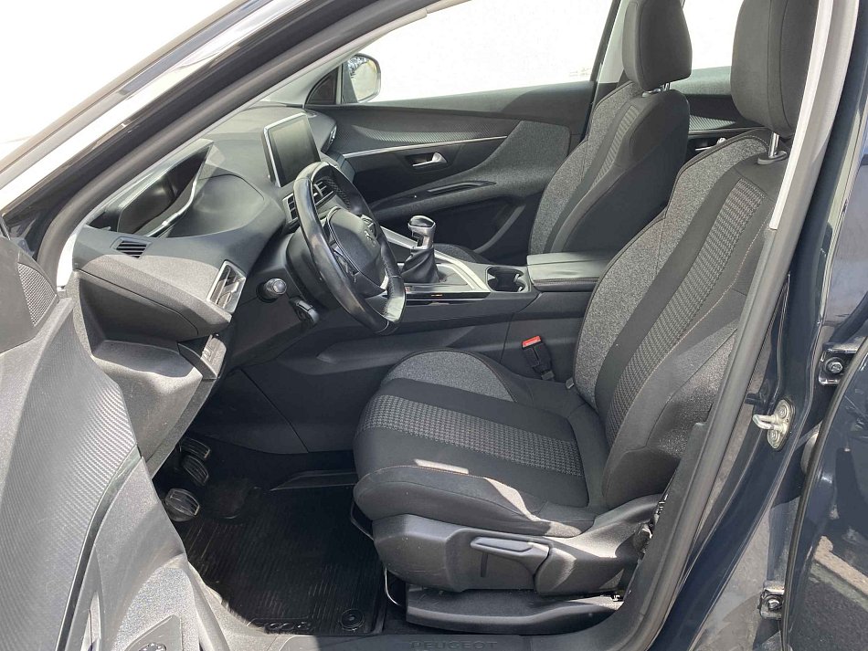 Peugeot 3008 1.2 PT Active