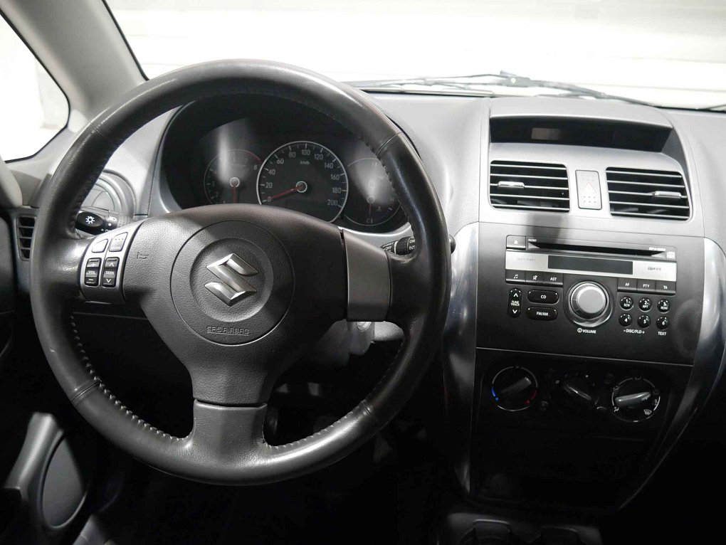 Suzuki SX4 1.6i 