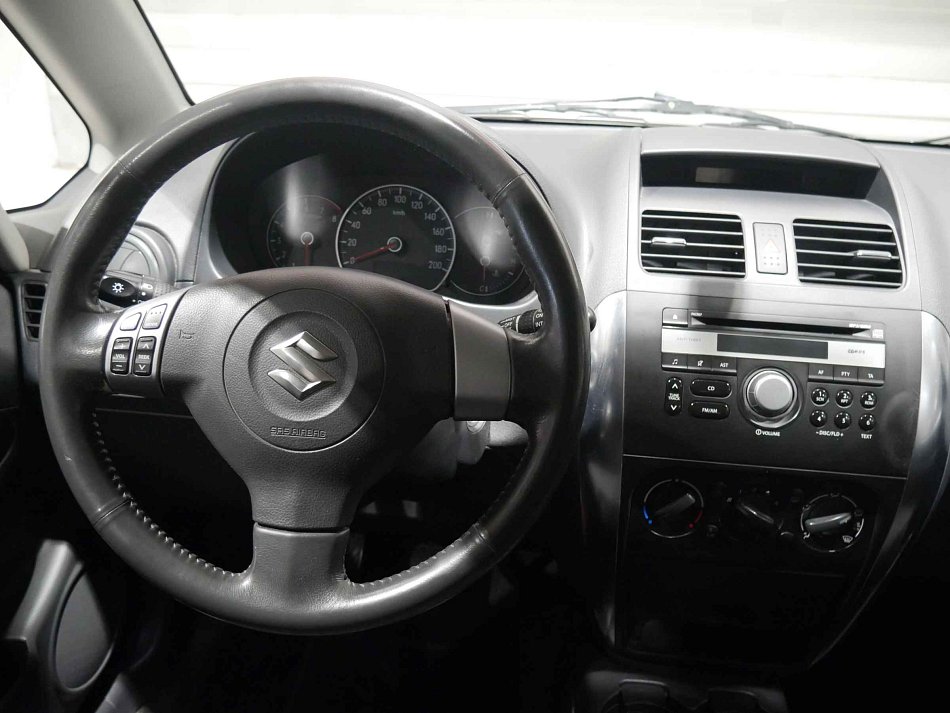 Suzuki SX4 1.6i 