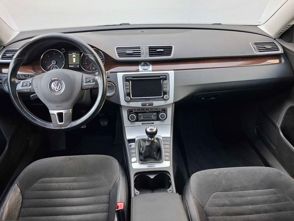 Volkswagen Passat 2.0 TDi Highline 4x4
