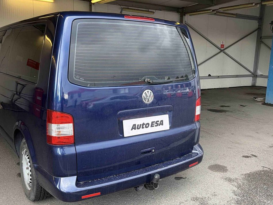 Volkswagen Caravelle 1.9TDi  L2 9míst