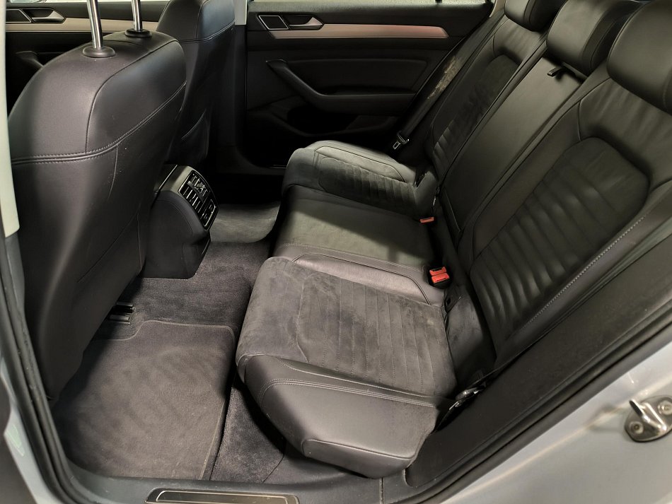 Volkswagen Passat 2.0 TDi Highline 4X4