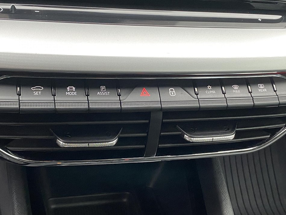 Škoda Octavia IV 1.5 TSi Style