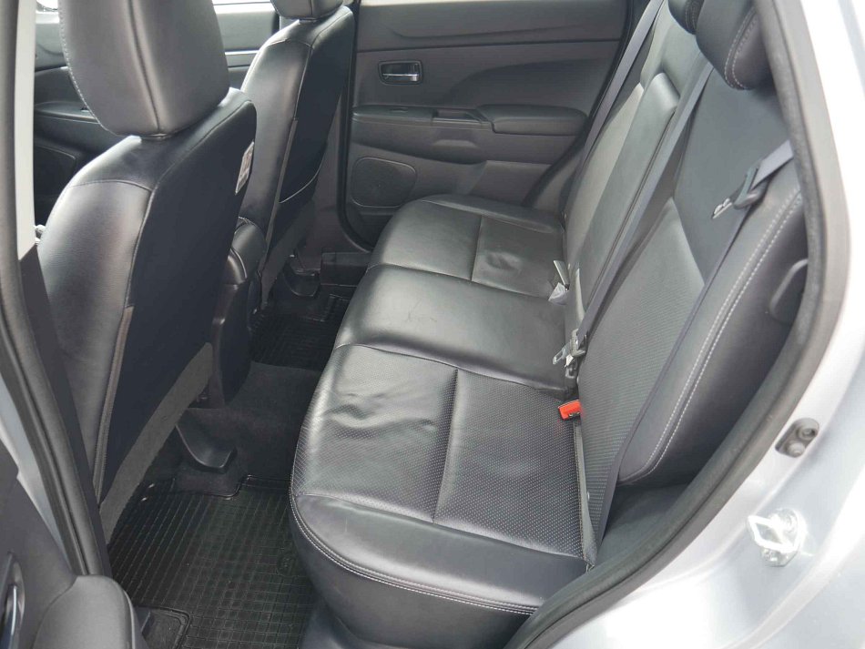 Mitsubishi ASX 1.8 DI-D 