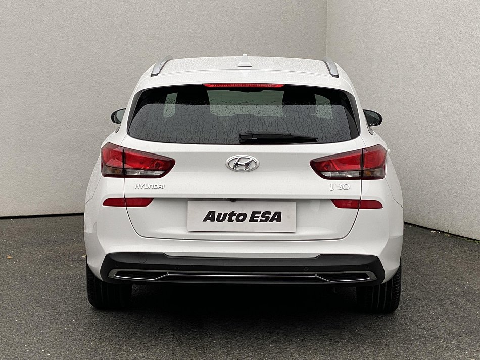 Hyundai I30 1.5 T-GDi Smart 48V