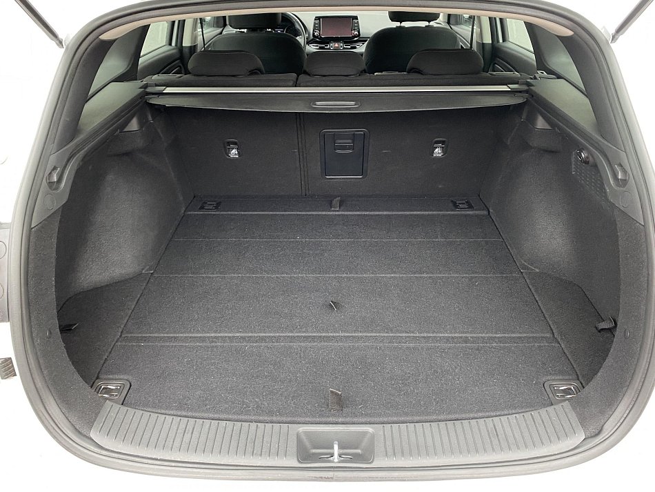 Hyundai I30 1.5 T-GDi Smart 48V