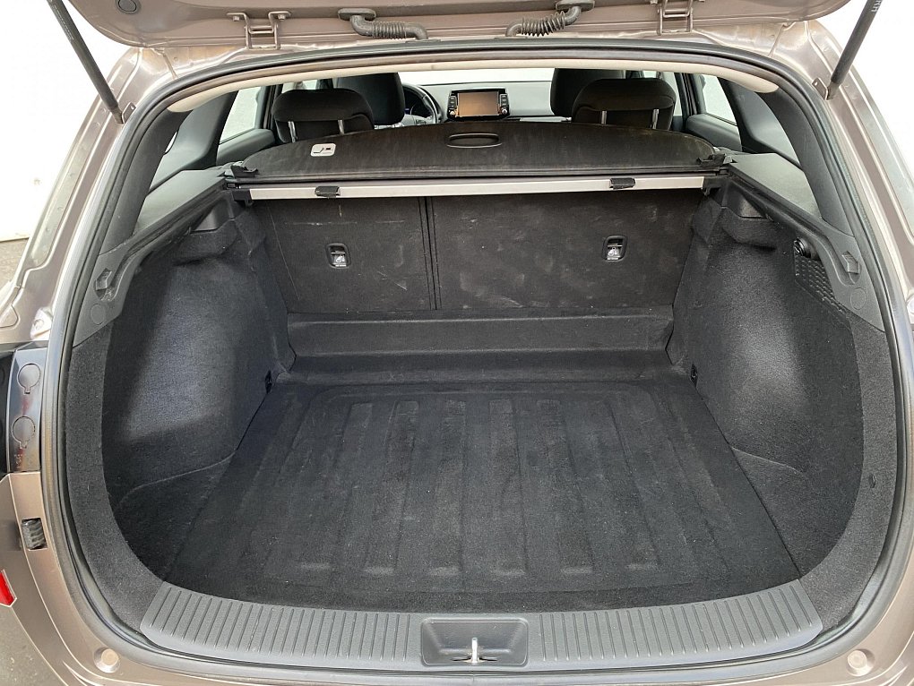 Hyundai I30 1.5 DPi Comfort