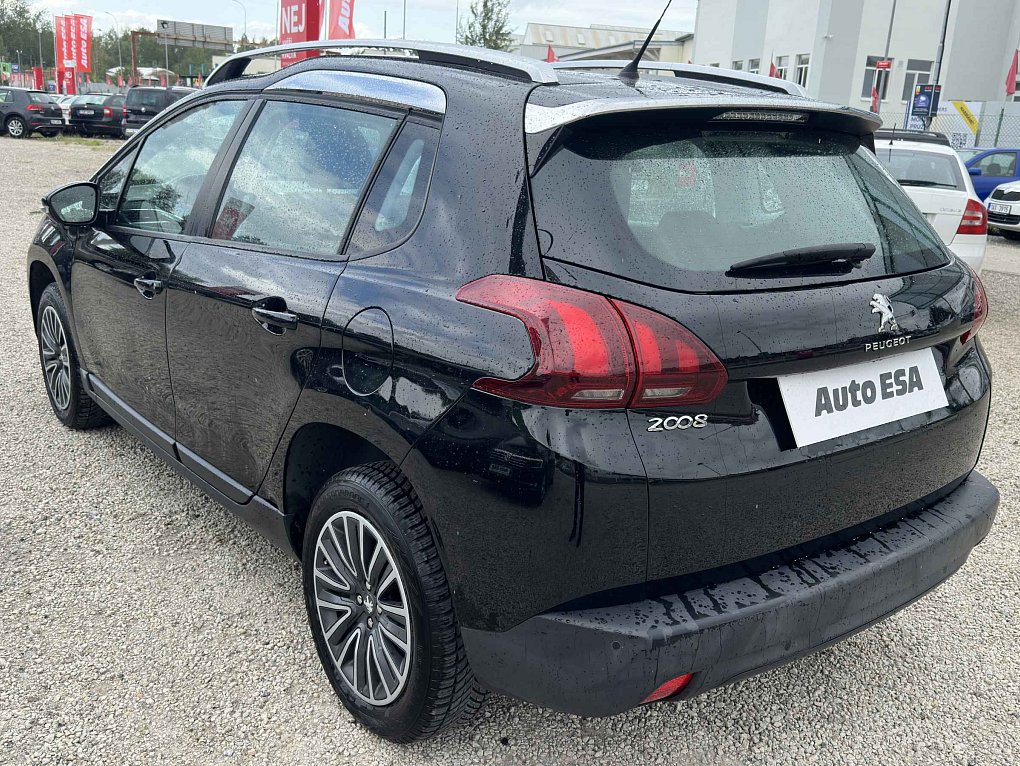 Peugeot 2008 1.2 PT 