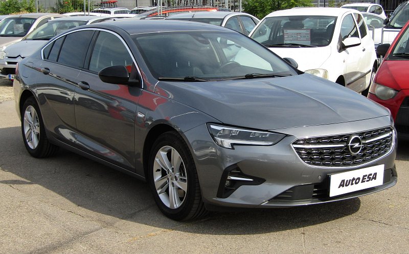 Opel Insignia 2.0 CDTi 