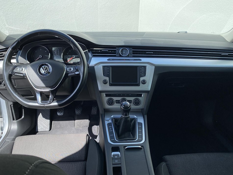 Volkswagen Passat 1.6 TDi Comfortline