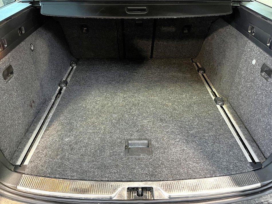 Škoda Superb II 2.0 TDi Exclusive