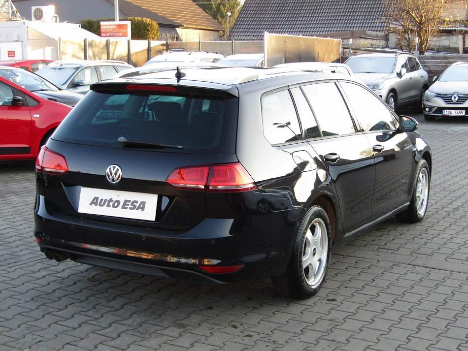 Volkswagen Golf 2.0 TDi 