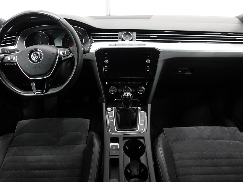 Volkswagen Passat 2.0 TDi 