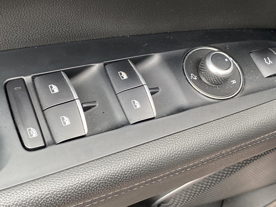 Alfa Romeo Stelvio 2.0T  4x4