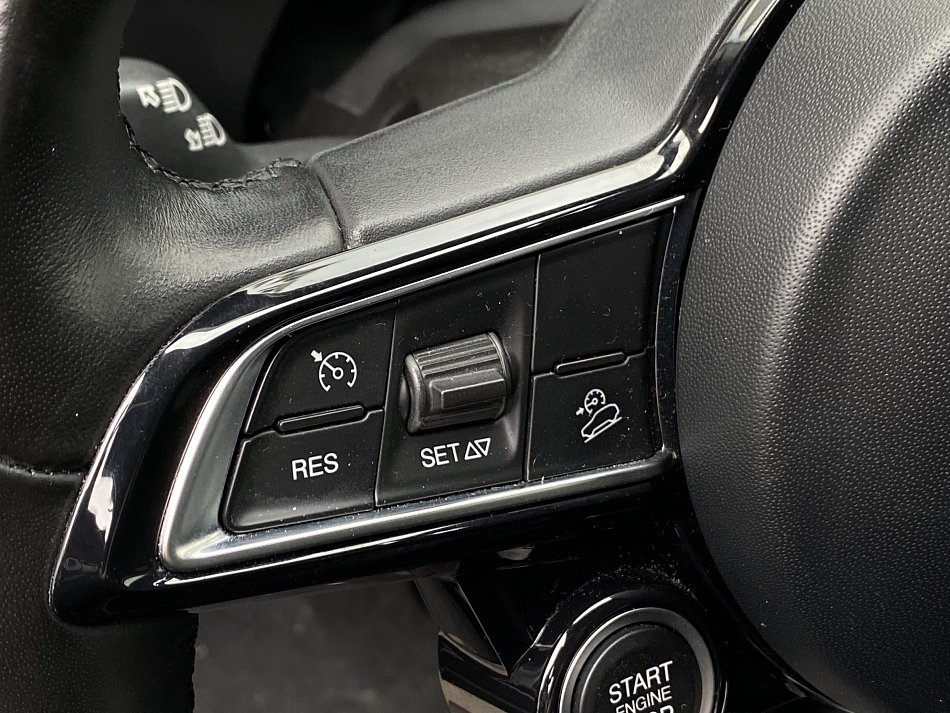 Alfa Romeo Stelvio 2.0T  4x4